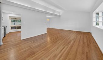 9902 CARNEGIE Ter, Bethesda, MD 20817
