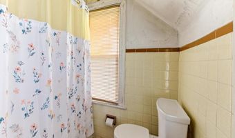 200 READING Ave, Barrington, NJ 08007