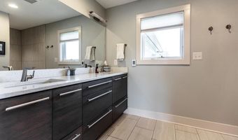 1370 Moonlight Rd, Appomattox, VA 24522