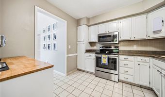 636 Cherry Park Oval, Aurora, OH 44202