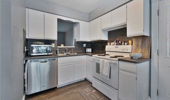 3850-3852 Daytona Dr, Austintown, OH 44515
