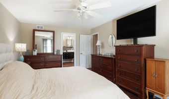 18 Penny Ln, Bayville, NJ 08721