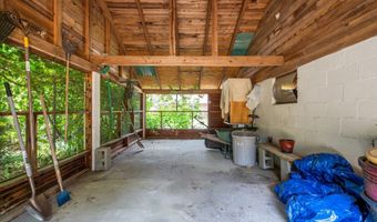 805 N Chestnut St, Aberdeen, NC 28315