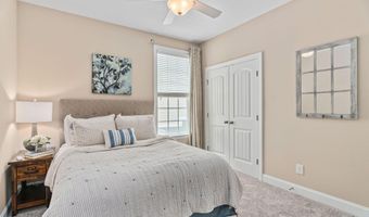 2712 Lake Waccamaw Trl, Apex, NC 27502