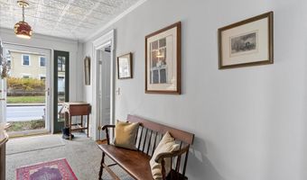227 High St, Belfast, ME 04915
