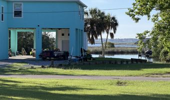 10058 E Shorecrest Rd, Biloxi, MS 39532