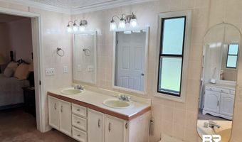 723 Pineville Rd, Atmore, AL 36502