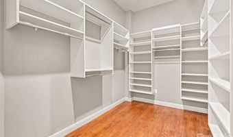 1 Cedar Chine Dr, Asheville, NC 28803