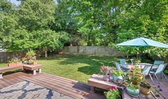 108 Tara Ridge Ct, Ballwin, MO 63021