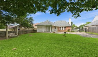 18341 Lake Indigo Dr, Baton Rouge, LA 70817