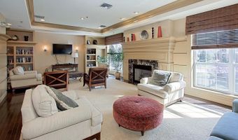 4850 EISENHOWER Ave 302, Alexandria, VA 22304