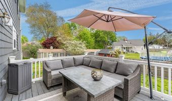 1 Leahy St, East Providence, RI 02916
