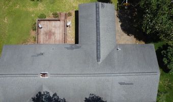 2012 Yelton Dr, Camden, SC 29020