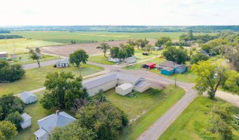 518 3rd Ave, Alton, KS 67623