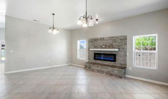 611 Riviera Ct, Carlsbad, NM 88220