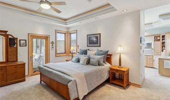 1201 Oakwood Dr, Polk City, IA 50226