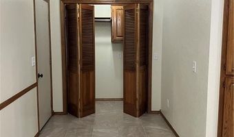 21 Farnham Dr, Bella Vista, AR 72714