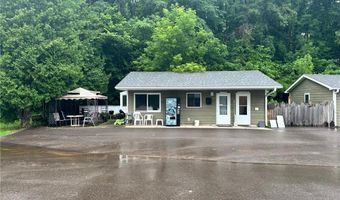 240 N State Road 35, Alma, WI 54610