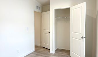 401 Lilly Ln, Altoona, WI 54720