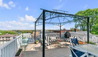 70 Peirce St, East Greenwich, RI 02818