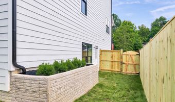 5617 23RD St N, Arlington, VA 22205