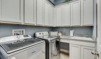 7209 MEETING HOUSE Ln, Apollo Beach, FL 33572