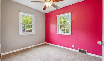 3109 Holcomb Ave, Des Moines, IA 50310