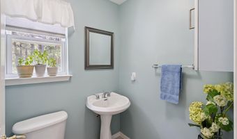 1527 Berkeley Ave, Beachwood, NJ 08722