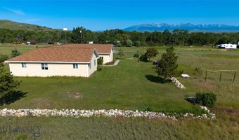 65 Indian Rings Rd, Big Timber, MT 59011