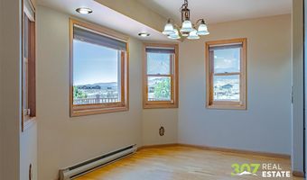 28 Grande View Dr, Cody, WY 82414