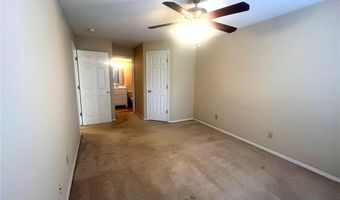 1111 Pocono Trl A, Ballwin, MO 63021