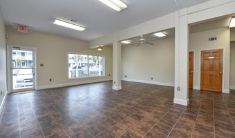 51 Market St, Apalachicola, FL 32320