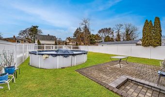 168 Ketcham Ave, Amityville, NY 11701