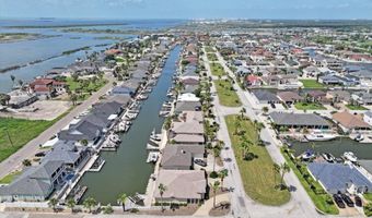 637 Pompano Dr, Aransas Pass, TX 78336