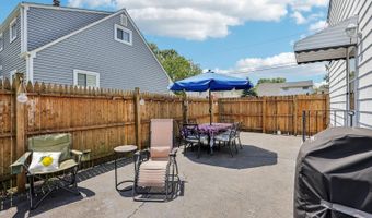 30 Clark Pl, Avenel, NJ 07001