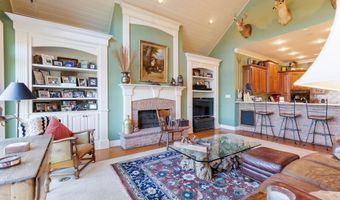 708 Town And Country Dr, Adel, GA 31620