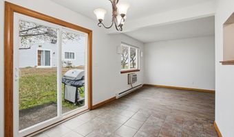 565 Clark Ave APT 17, Bristol, CT 06010