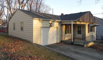 905 Dodge St, Bedford, IA 50833