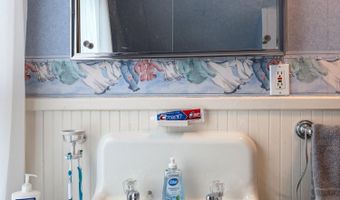 29 Pleasant St, Bar Harbor, ME 04609