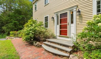 6 Winterberry Dr, Amherst, NH 03031