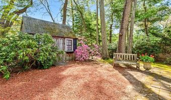 74 Acre Ave, Barrington, RI 02806
