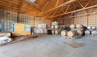 21338 OAK Ln, Aurora, OR 97002