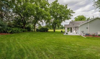 7549 W Village Crest Dr, Madison, WI 53719