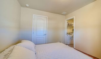 10747 S Paradise Trails Rd, Yucca, AZ 86438