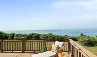 1035 Mohegan Trl, Block Island, RI 02807
