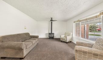 3920 Georgia Ln, Ammon, ID 83406