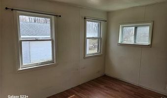 11035 Charles Dr, Argentine, MI 48418