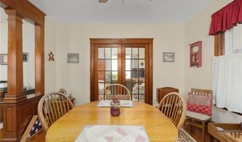 19 Bouvier Ave, Lincoln, RI 02838