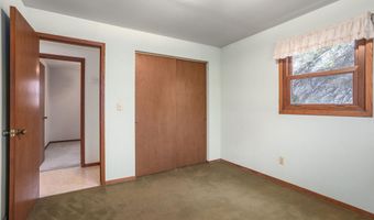 2109 E COLLEGE Ave, Appleton, WI 54915