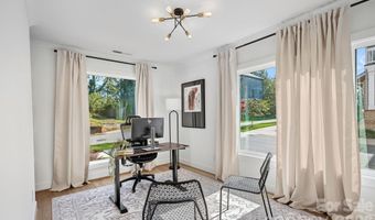 910 Van Every St, Charlotte, NC 28205